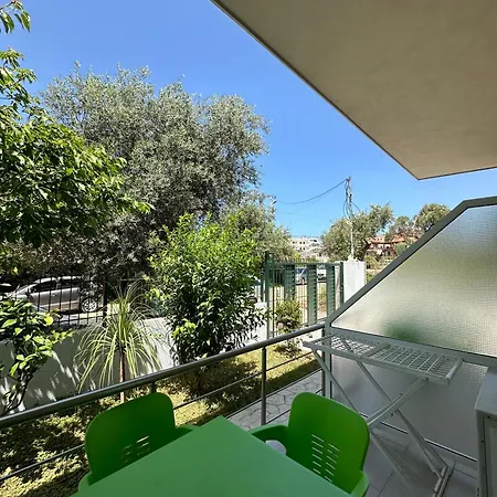 Garden Delights Ksamil