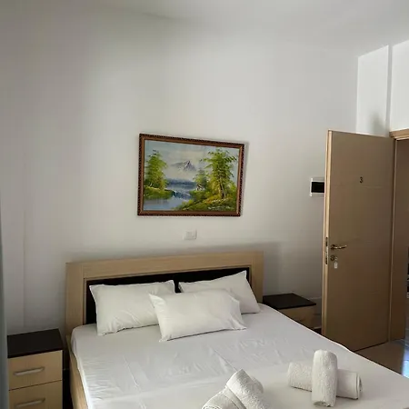 Garden Delights Apartment Ksamil