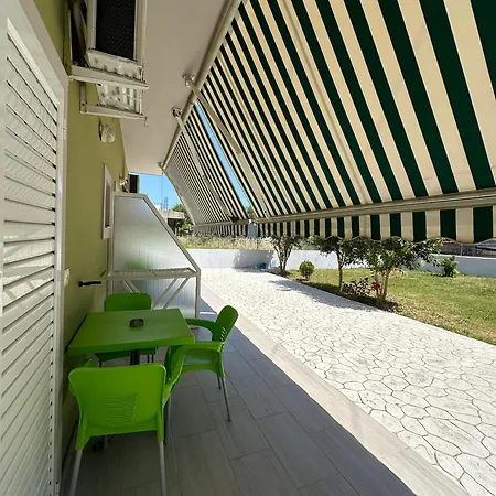 Garden Delights Apartman *