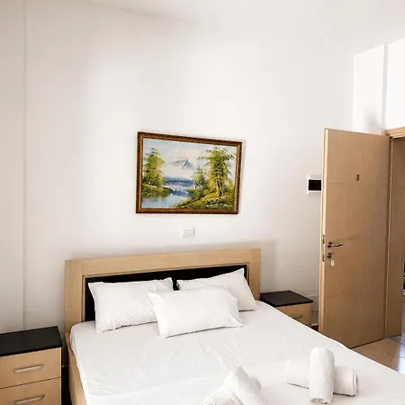 Apartment Garden Delights Ksamil