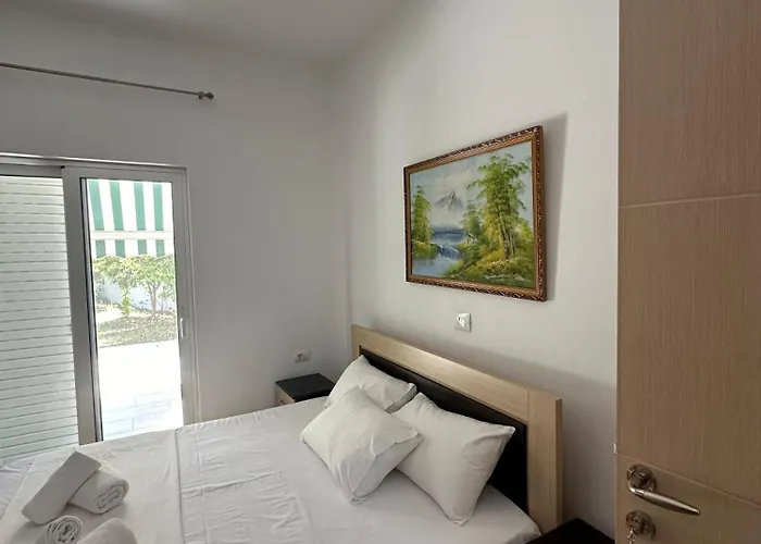 Apartment Garden Delights Ksamil