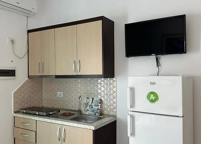 Apartment Garden Delights *