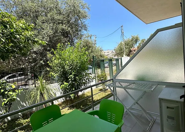 Garden Delights Apartment